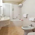 Ercolini & Savi 4*