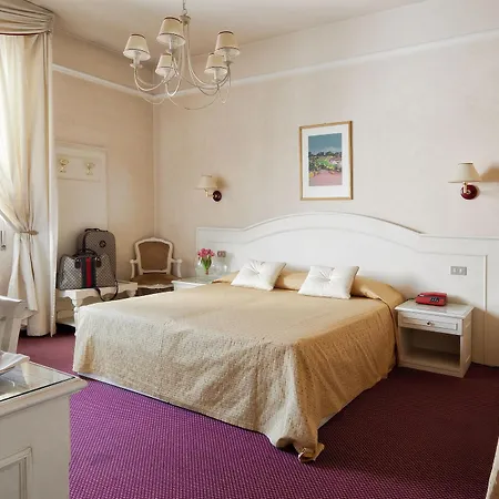 Ercolini&savi Hotel 4*