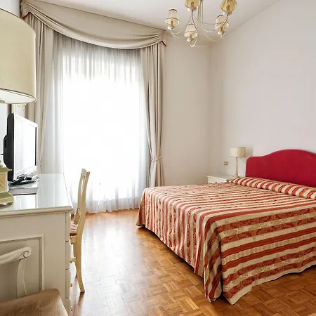 Hotel Ercolini & Savi 4*