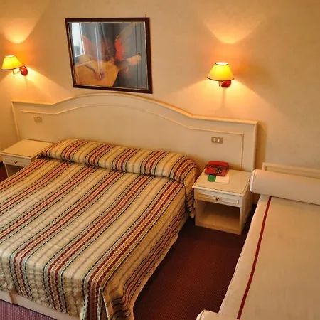 Hotel Ercolini & Savi 4*